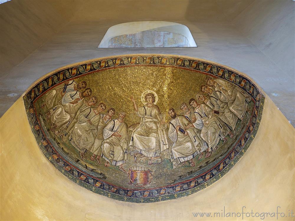 Milano - Mosaico di Cristo con gli apostoli all'interno della Cappella di Sant'Aquilino